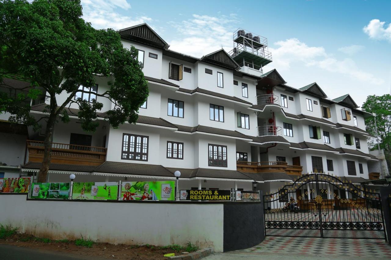 Enroute Thekkady Hotel Exterior photo